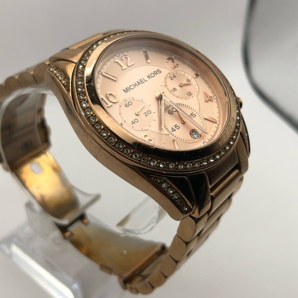 Michael Kors Women’s Watch Rose Gold Band (New Battery) Crystal Clear Beautiful - Picture 3 of 8